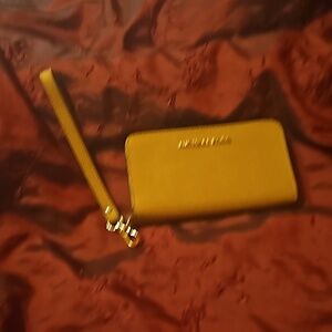 Michael Kors wristlet